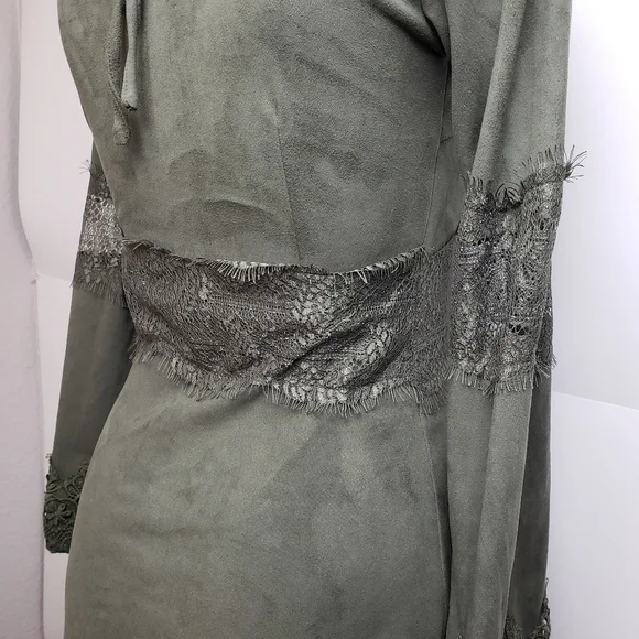 Romeo & juliet couture dress olive - Picture 2 of 11